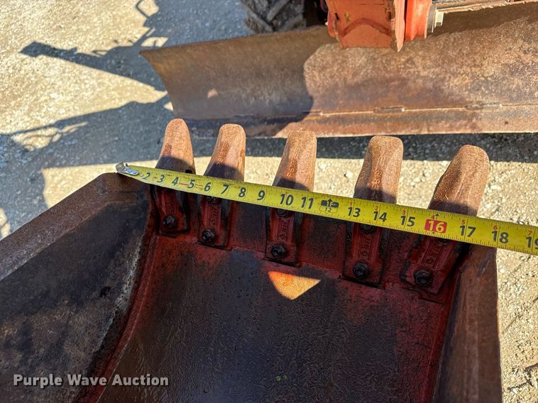 image for item EQ1371 2010 Ditch Witch RT45 trencher