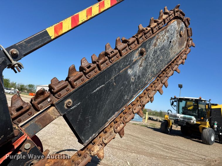 image for item EQ1371 2010 Ditch Witch RT45 trencher