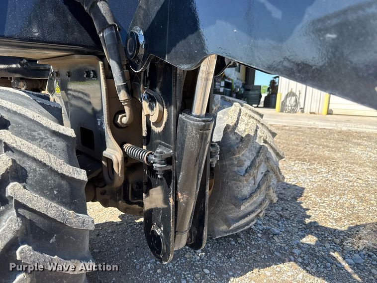 image for item EQ1372 1998 Ditch Witch 410SX trencher