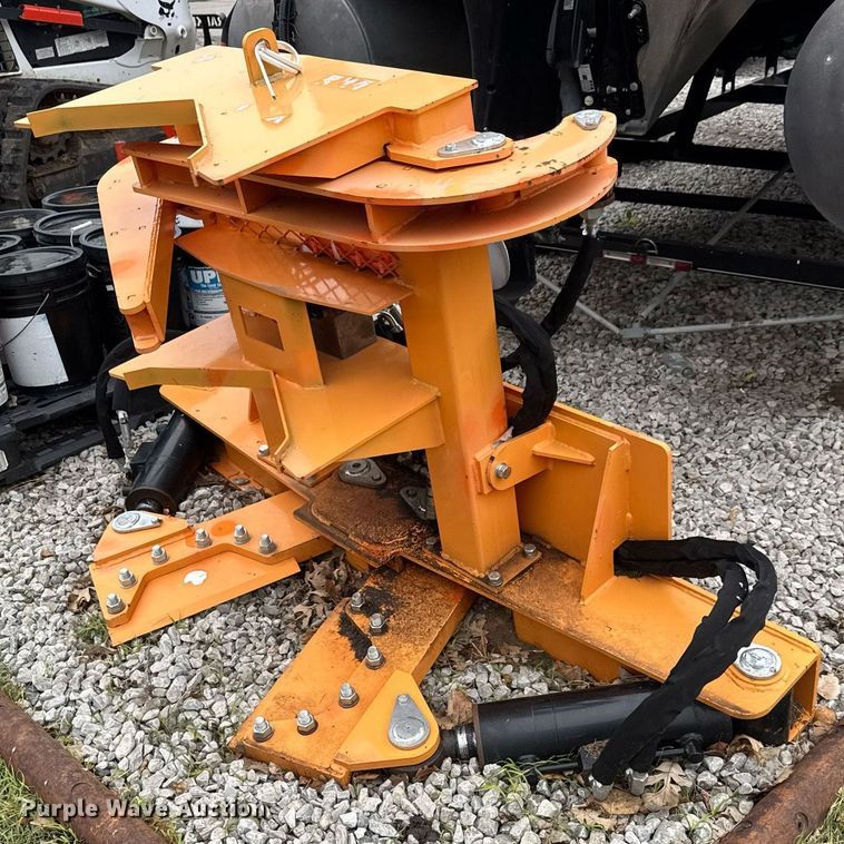 image for item EQ1414 2023 Great Bear 003-043-12-001A skid steer tree shear