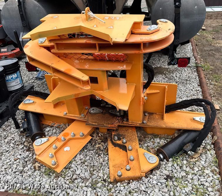 image for item EQ1414 2023 Great Bear 003-043-12-001A skid steer tree shear