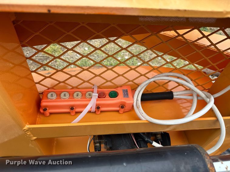 image for item EQ1414 2023 Great Bear 003-043-12-001A skid steer tree shear