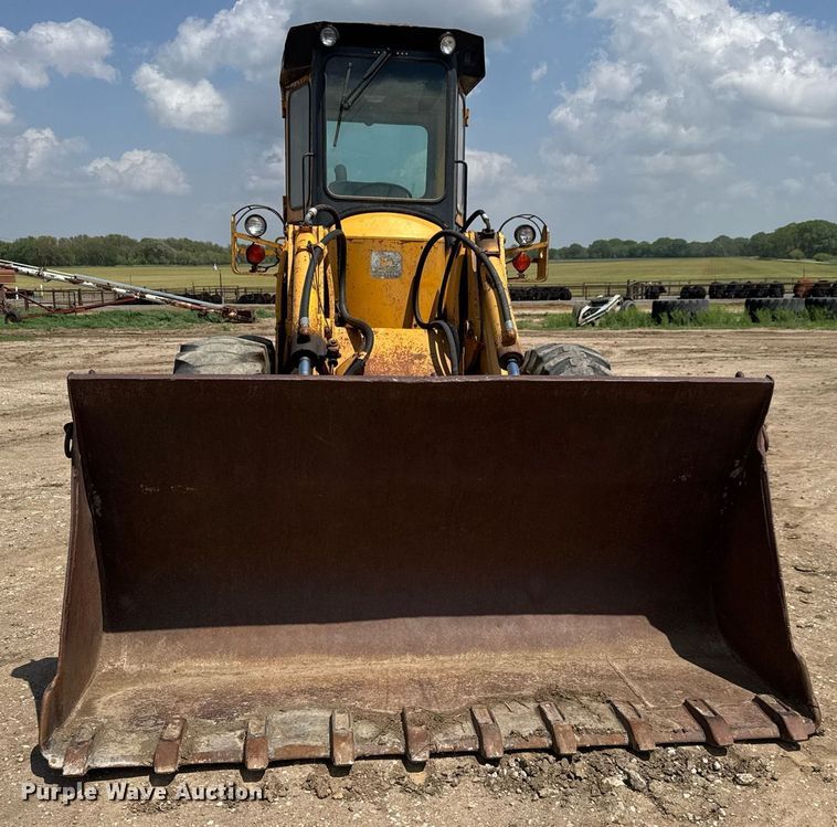 image for item EQ1424 1969 John Deere 646A wheel loader