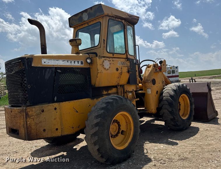 image for item EQ1424 1969 John Deere 646A wheel loader