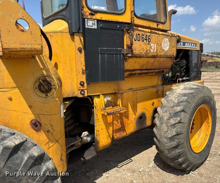 image for item EQ1424 1969 John Deere 646A wheel loader