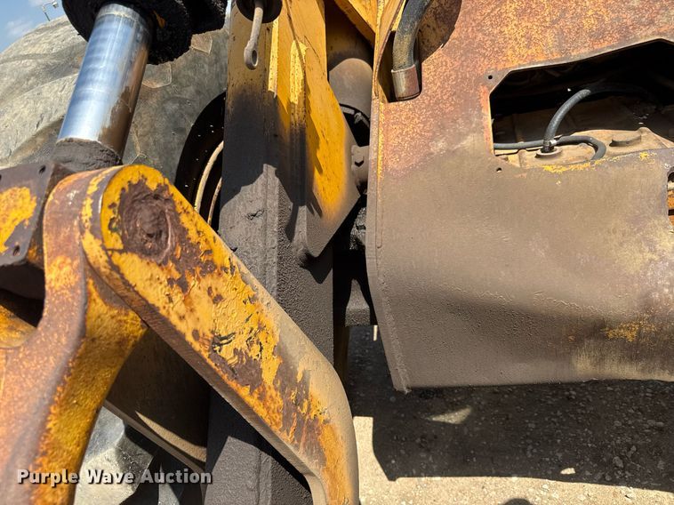 image for item EQ1424 1969 John Deere 646A wheel loader