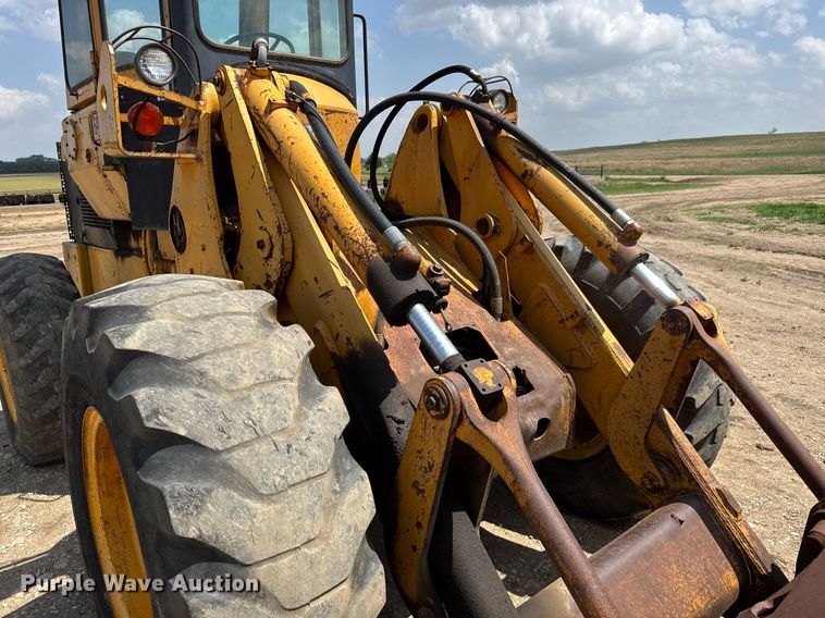 image for item EQ1424 1969 John Deere 646A wheel loader