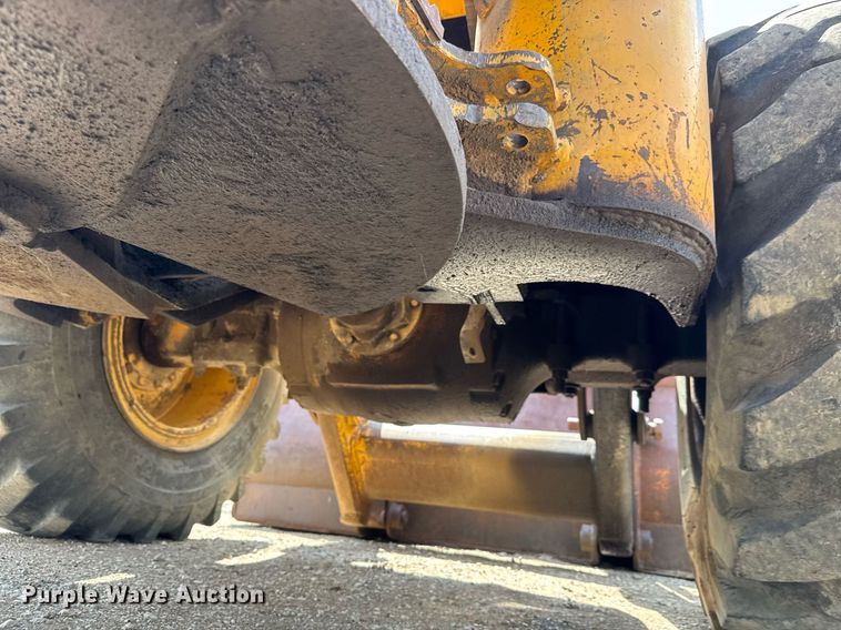 image for item EQ1424 1969 John Deere 646A wheel loader