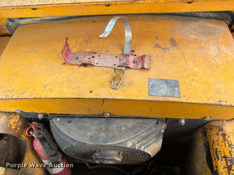 image for item EQ1424 1969 John Deere 646A wheel loader