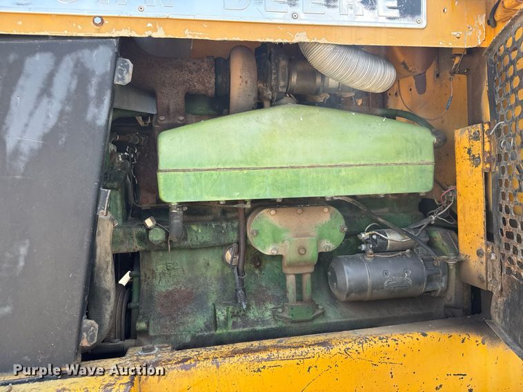 image for item EQ1424 1969 John Deere 646A wheel loader