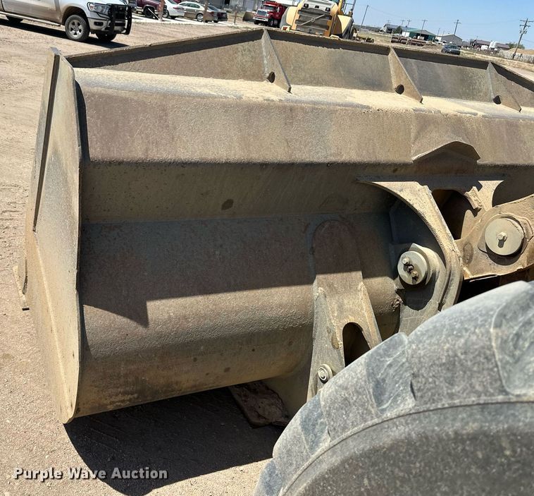 image for item EQ4649 2012 Volvo L220G wheel loader