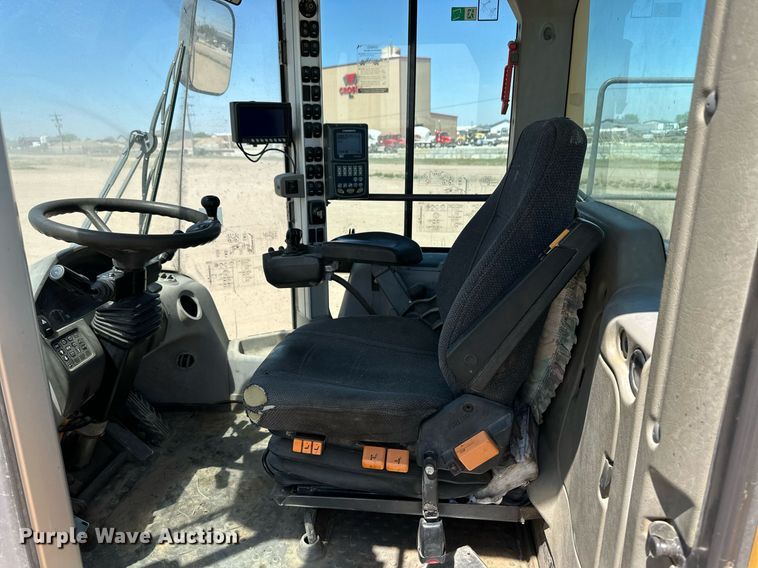 image for item EQ4649 2012 Volvo L220G wheel loader