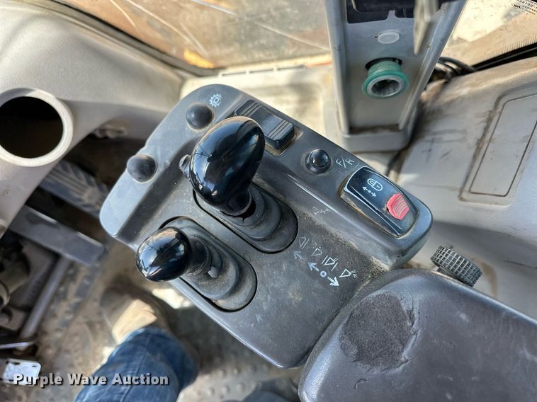 image for item EQ4649 2012 Volvo L220G wheel loader