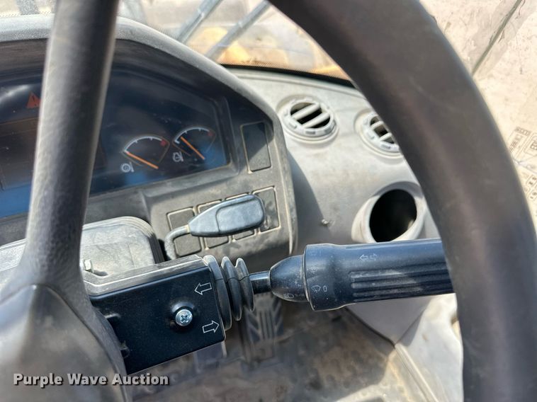 image for item EQ4649 2012 Volvo L220G wheel loader