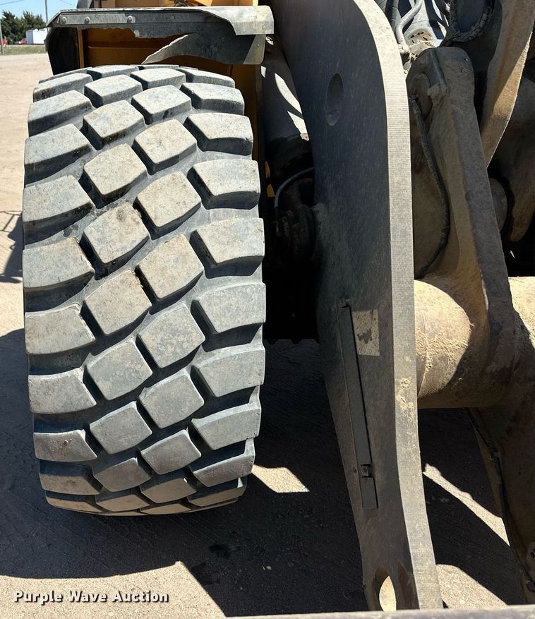 image for item EQ4649 2012 Volvo L220G wheel loader