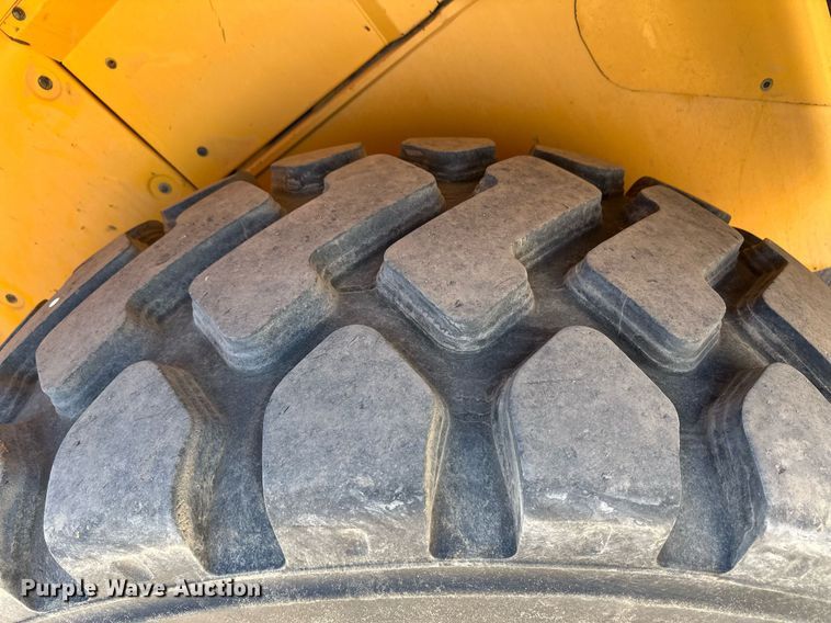 image for item EQ4649 2012 Volvo L220G wheel loader