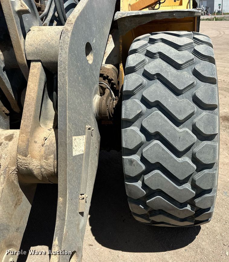 image for item EQ4649 2012 Volvo L220G wheel loader