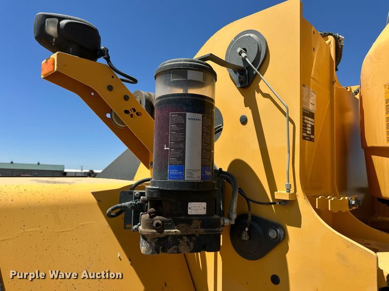 image for item EQ4650 2017 Volvo L180H wheel loader