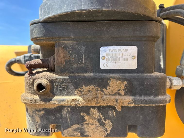 image for item EQ4650 2017 Volvo L180H wheel loader