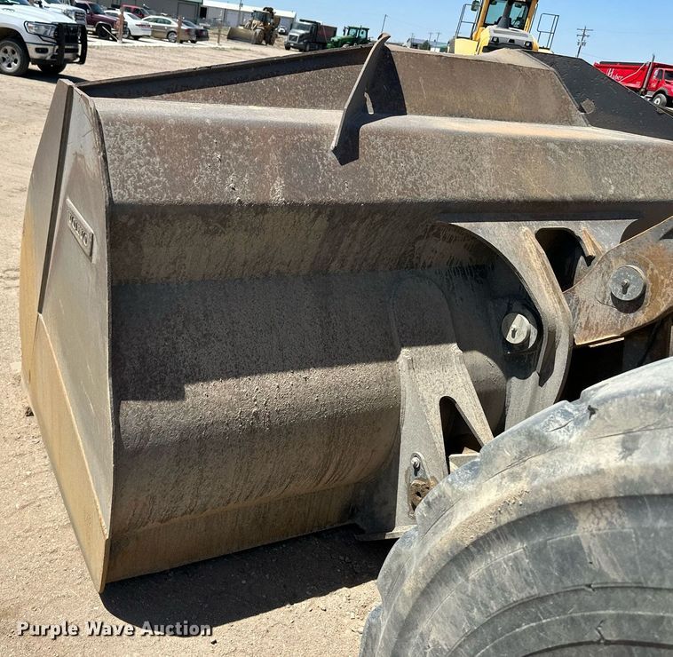 image for item EQ4650 2017 Volvo L180H wheel loader