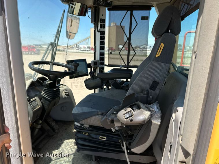 image for item EQ4650 2017 Volvo L180H wheel loader