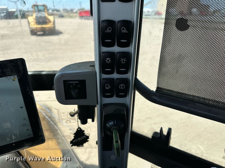 image for item EQ4650 2017 Volvo L180H wheel loader