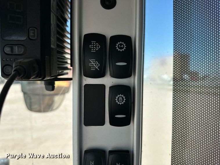 image for item EQ4650 2017 Volvo L180H wheel loader