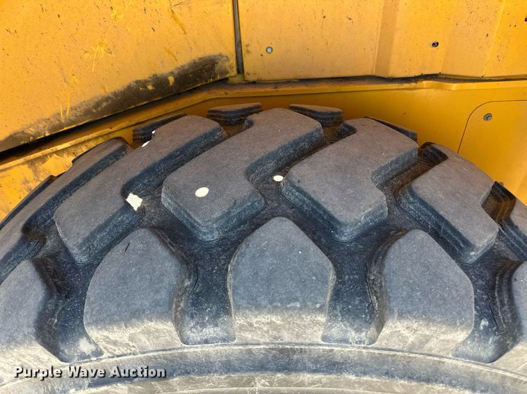 image for item EQ4650 2017 Volvo L180H wheel loader