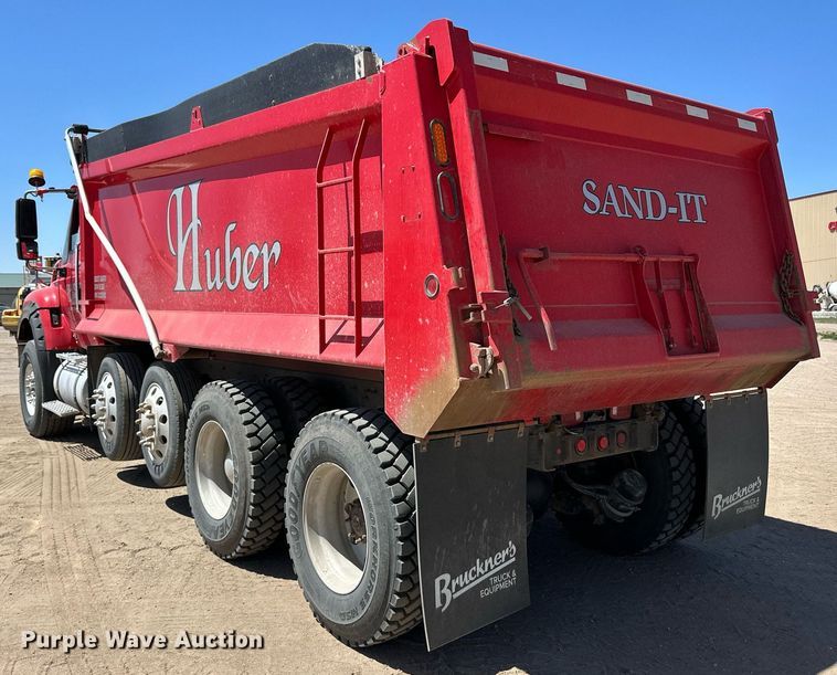 image for item EQ4652 2013 International WorkStar 7600 dump truck