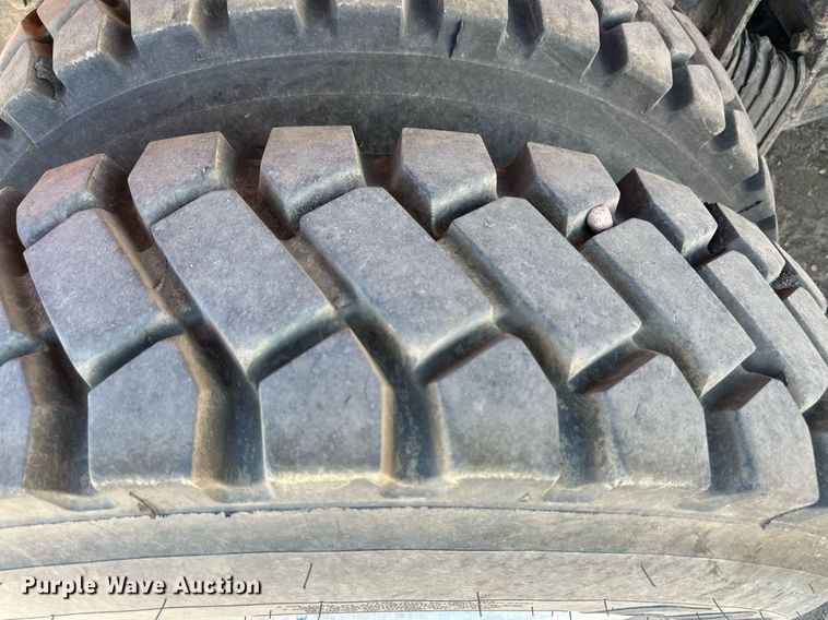 image for item EQ4652 2013 International WorkStar 7600 dump truck