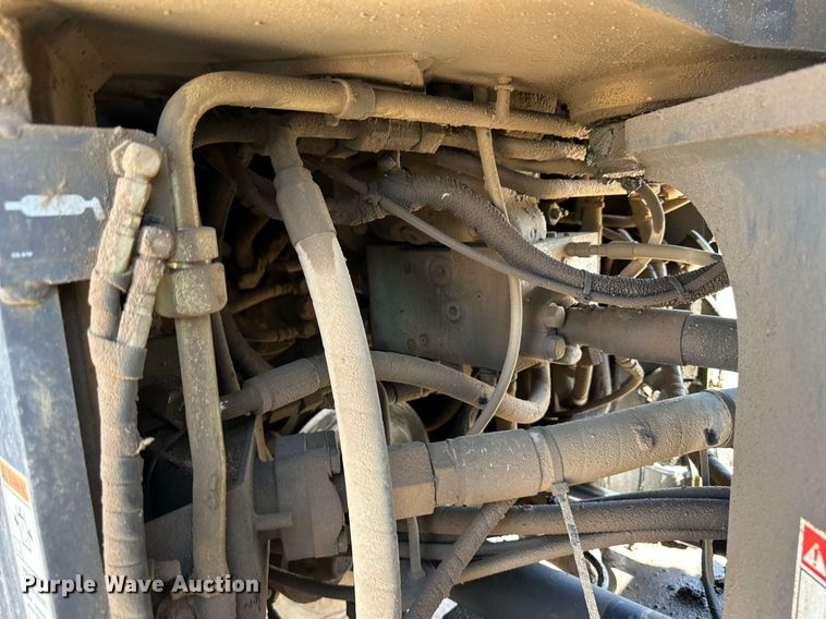 image for item EQ4653 2019 Case 1121G wheel loader