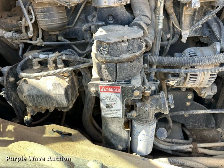 image for item EQ4653 2019 Case 1121G wheel loader