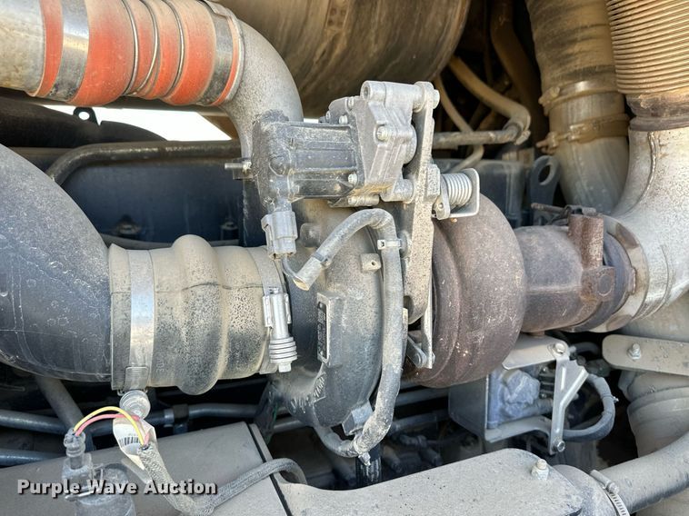 image for item EQ4653 2019 Case 1121G wheel loader