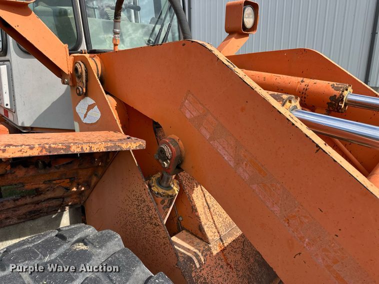 image for item EQ4654 Fiat-Allis FR100 wheel loader