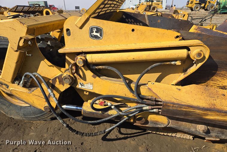 image for item EQ6765 2005 John Deere  1812C  scraper