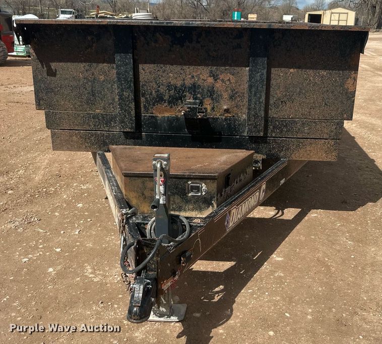 image for item ER5206 2015 Diamond C dump trailer