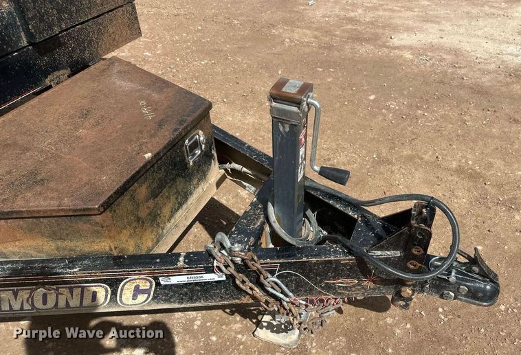 image for item ER5206 2015 Diamond C dump trailer
