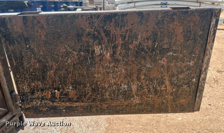 image for item ER5206 2015 Diamond C dump trailer