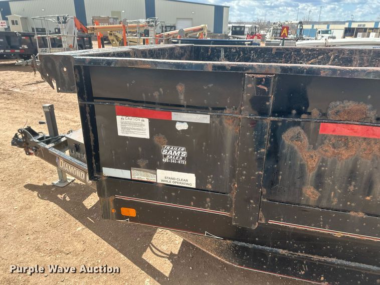 image for item ER5206 2015 Diamond C dump trailer