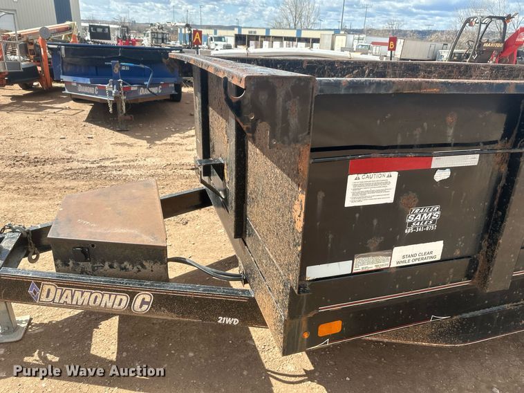 image for item ER5206 2015 Diamond C dump trailer