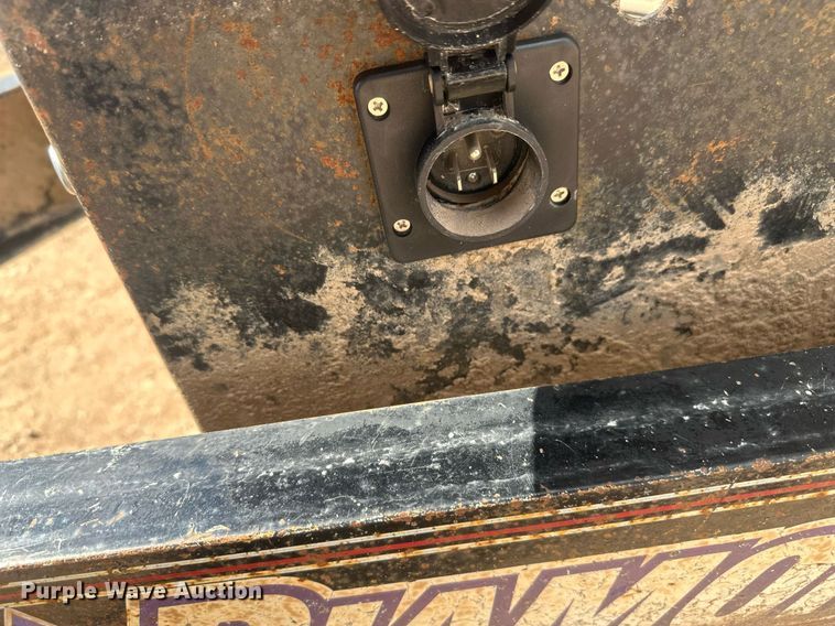 image for item ER5206 2015 Diamond C dump trailer