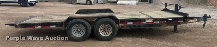 image for item ER5207 2013 Diamond C tilt deck equipment trailer