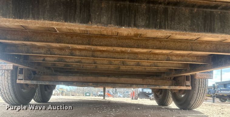 image for item ER5207 2013 Diamond C tilt deck equipment trailer