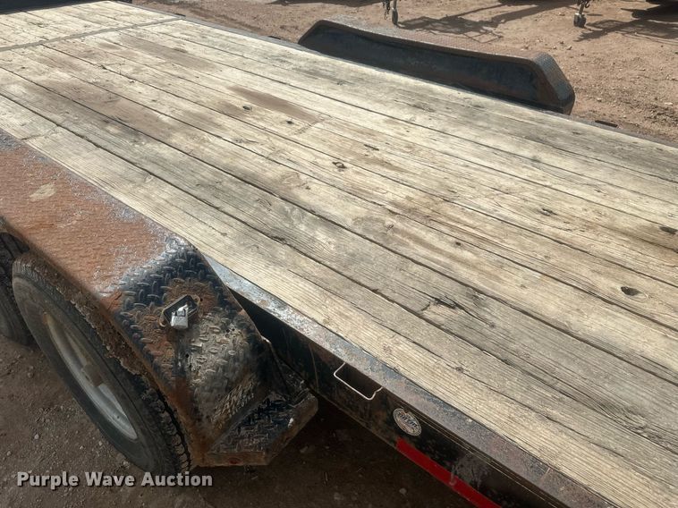 image for item ER5207 2013 Diamond C tilt deck equipment trailer