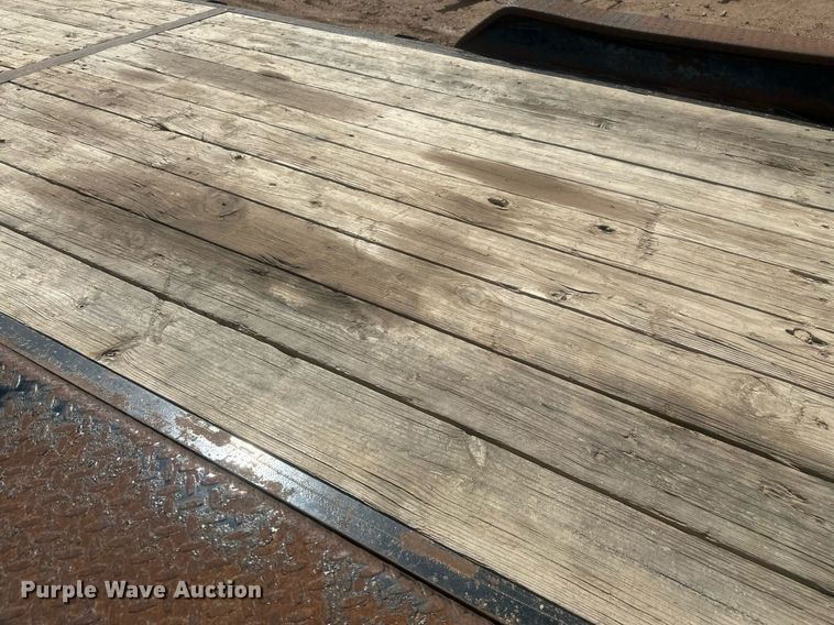 image for item ER5207 2013 Diamond C tilt deck equipment trailer