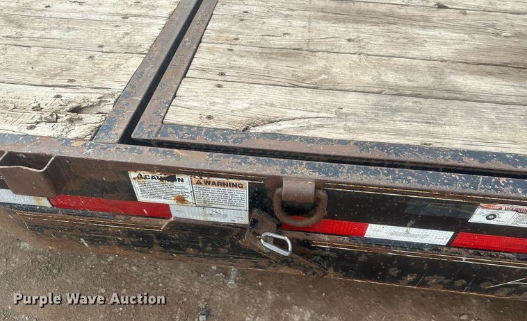 image for item ER5207 2013 Diamond C tilt deck equipment trailer