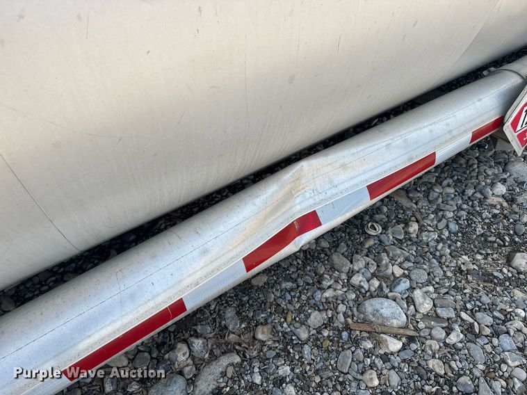 image for item FB9361 Beall tank truck bed