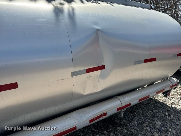 image for item FB9361 Beall tank truck bed