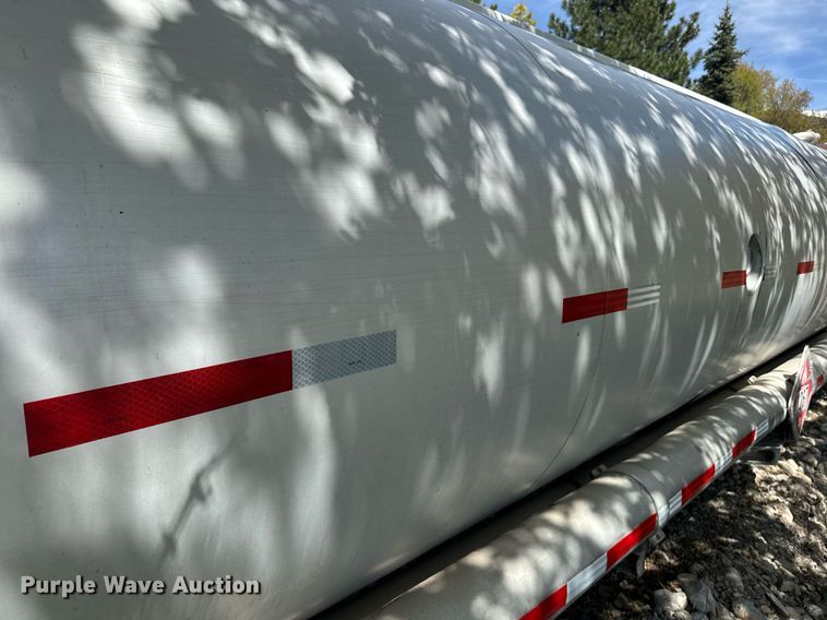 image for item FB9361 Beall tank truck bed