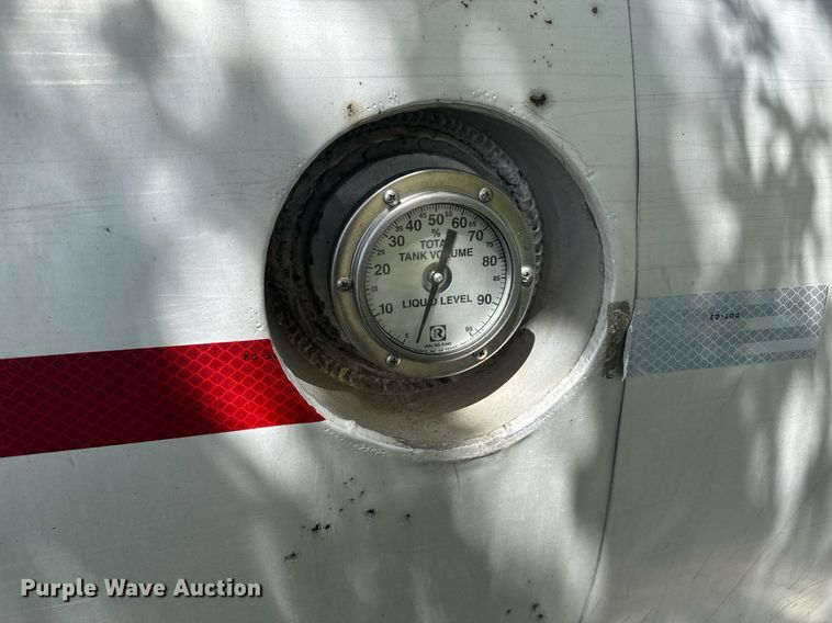 image for item FB9361 Beall tank truck bed